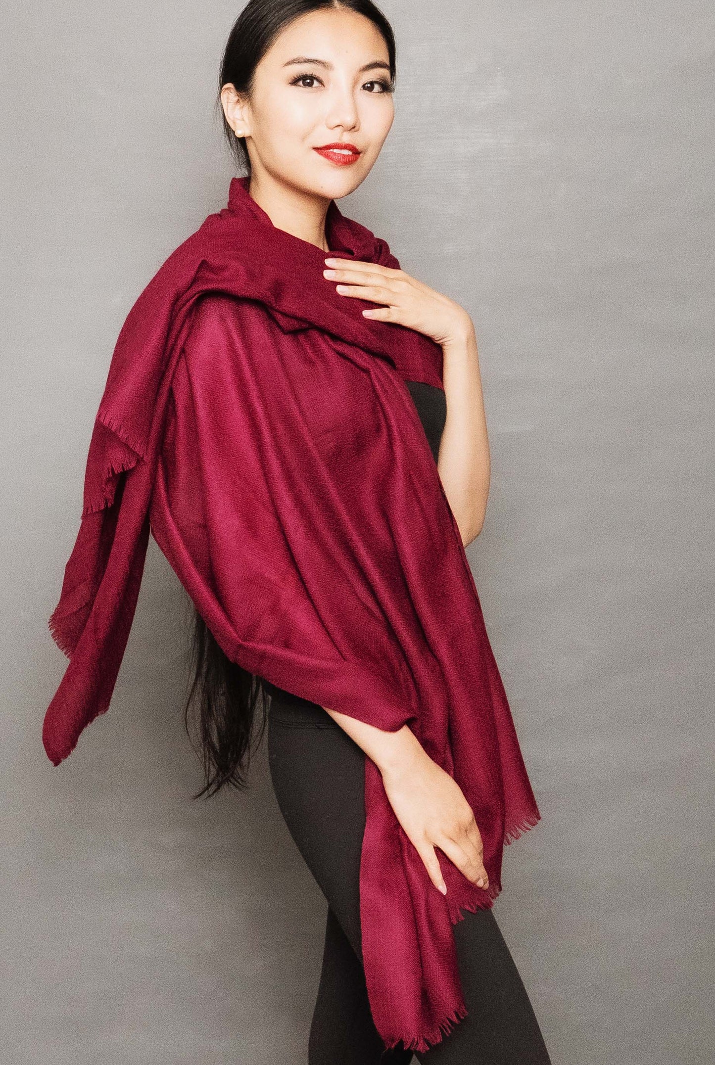 Luxury Featherweight Cashmere Shawl.