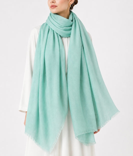 Featherweight handwoven cashmere