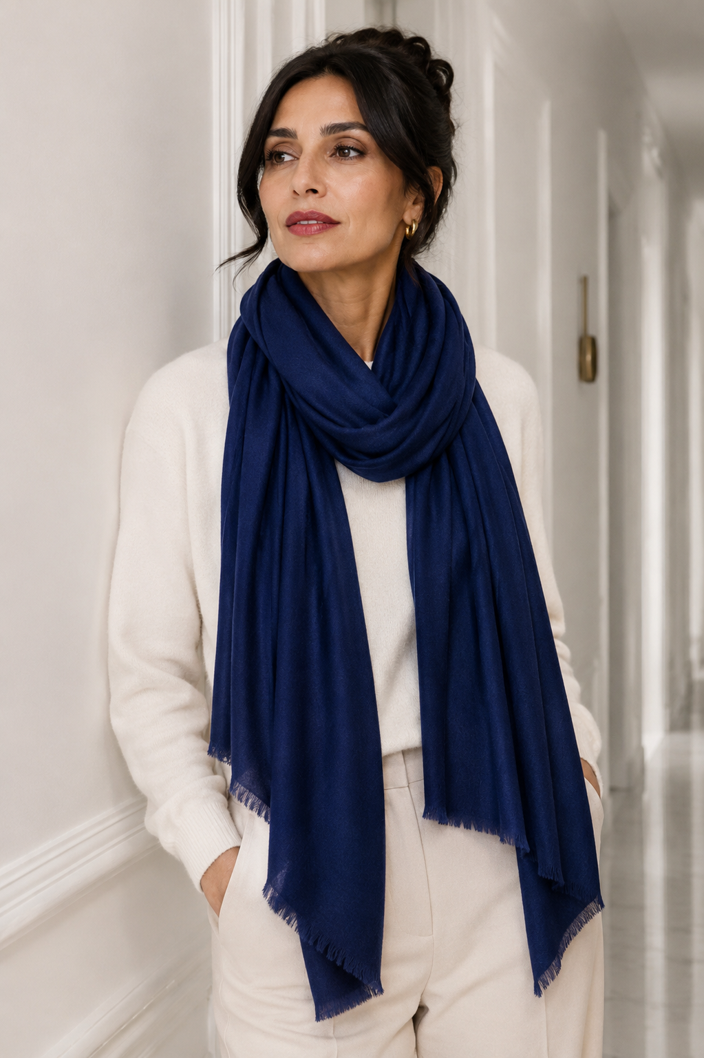 Blue lightweight hand loomed cashmere shawl